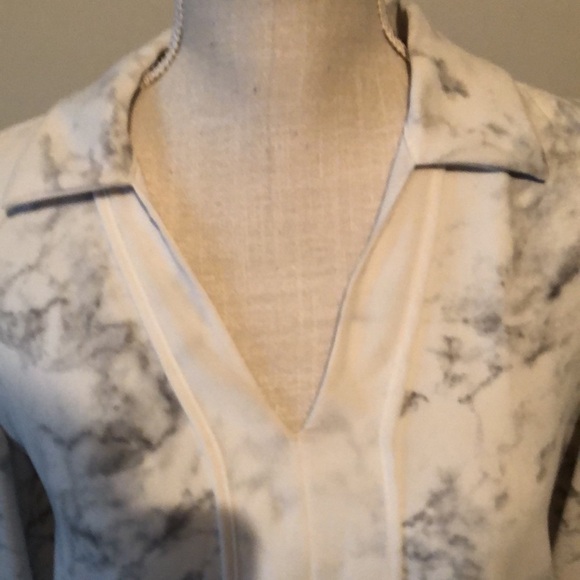 August 1 eight pullover, cream/gray, xs - Picture 2 of 10